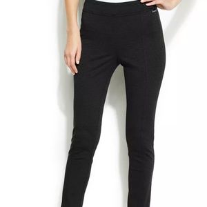 NEW WITH TAGS GRAY Calvin Klein Skinny Leggings Pants **ONLINE EXCLUSIVE**